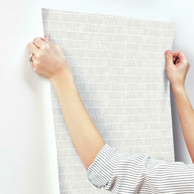 BW3811 Horizontal Hash Marks Wallpaper – wallcoveringsmart