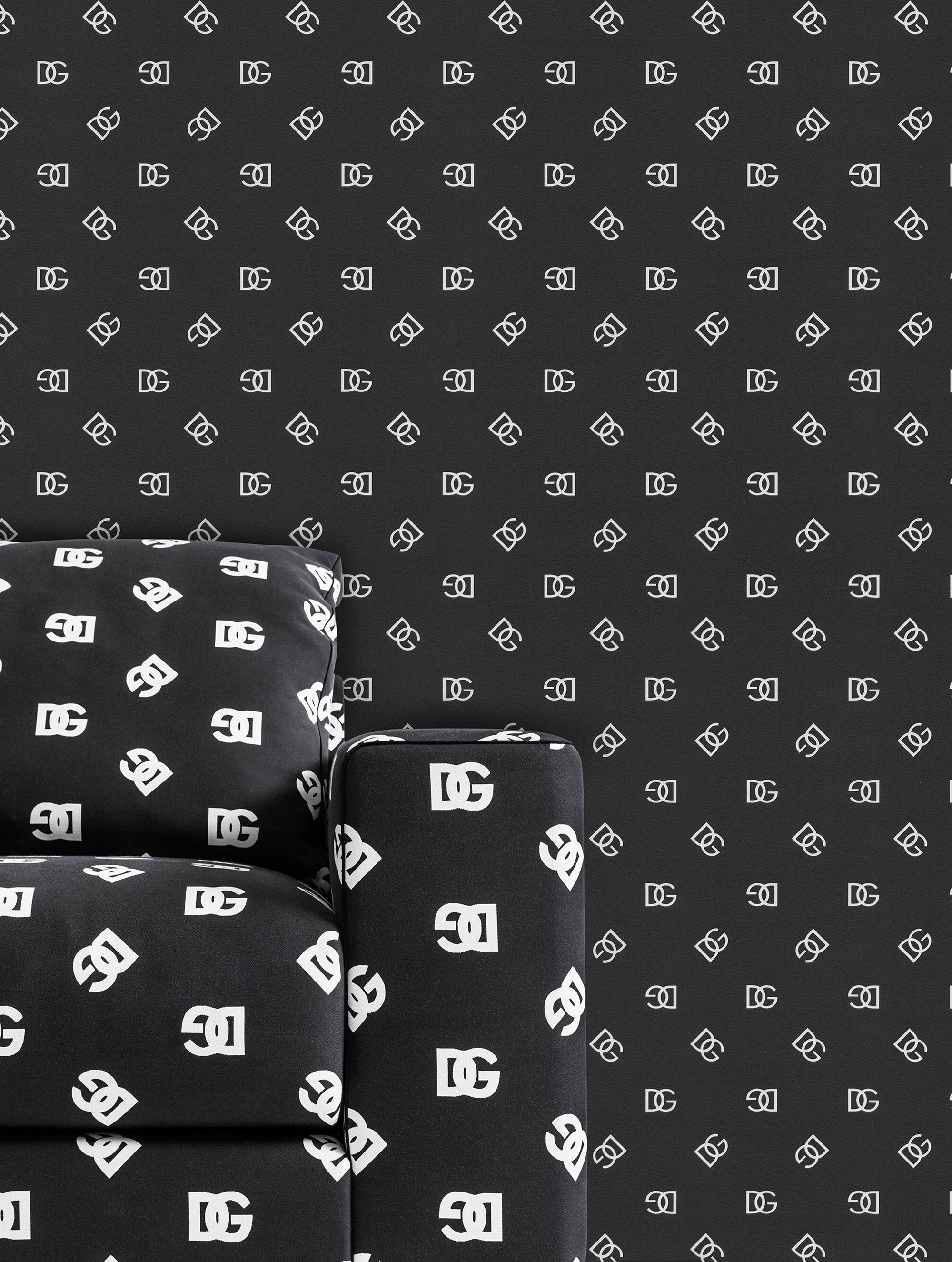 TCW007TCAHOU0074 Dolce \u0026 Gabbana Casa black white D\u0026G logo print wallpaper  textured roll, image size:2000x2650