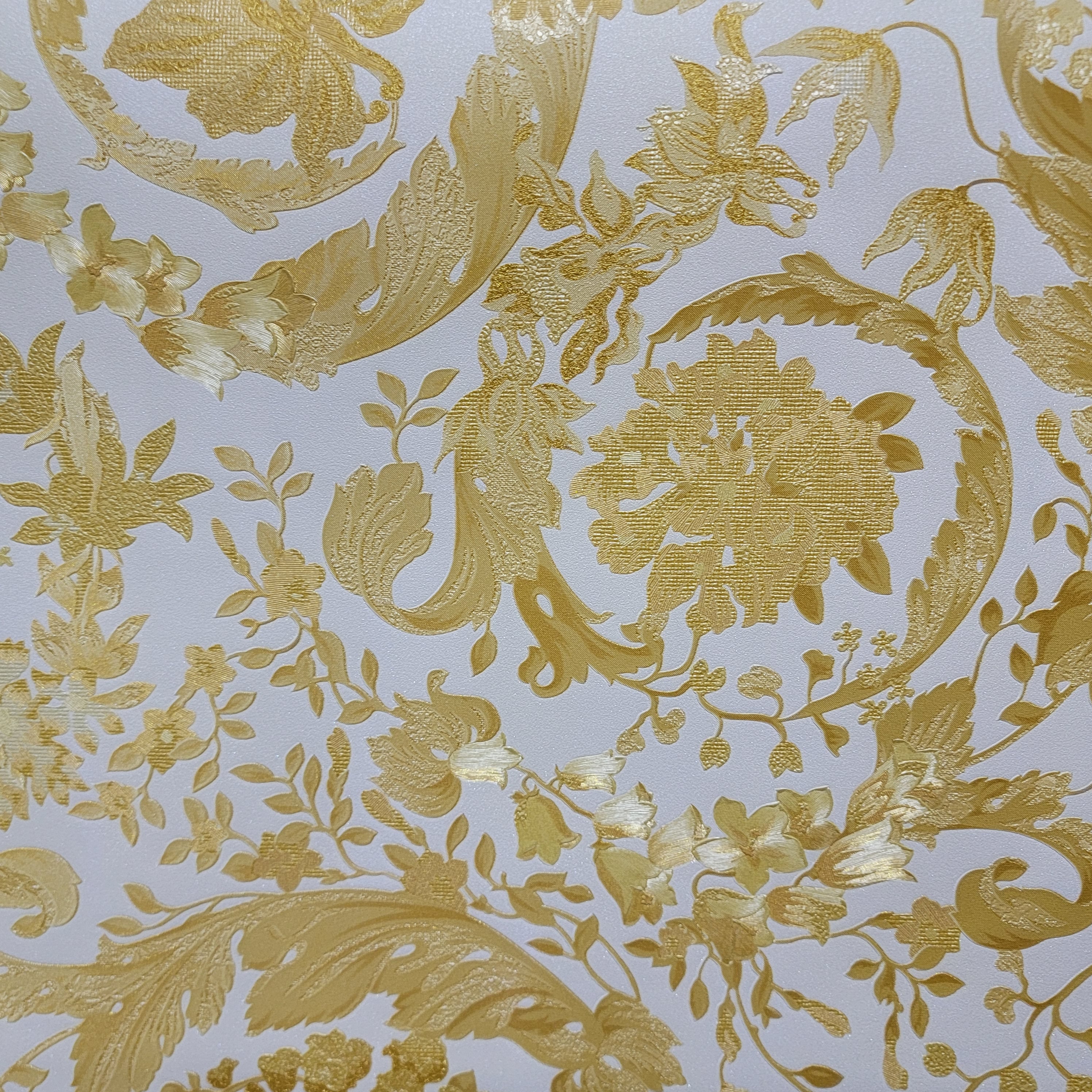 versace gold wallpaper