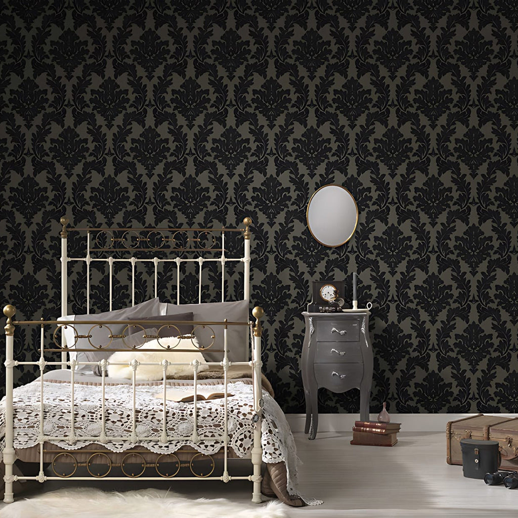 Using Baroque Wallpaper: Luxury in the Details