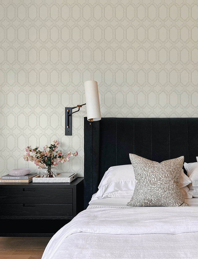 4134-72542 Chervil White Trellis Wallpaper – wallcoveringsmart