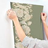 4173-27639 Gisela Green Floral Columns Wallpaper