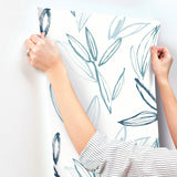  4197-27857 Kenia Blue Leaf Toss Wallpaper