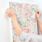  4203-27561 Flower Garden Pink Blossoms Wallpaper