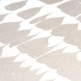 5005880 Queen Of Spain Warm Silver Wallpaper