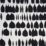  5005881 Queen Of Spain Black Wallpaper