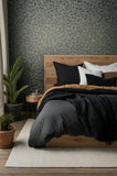 82503 Naomi Floral Gray Wallpaper