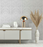 89021 Naomi Wood Look Gray White Wallpaper 