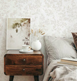 89028 Oriana Floral Beige White Wallpaper