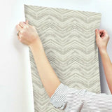 BW3912 Petite Watercolor Chevron Wallpaper