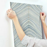 CI2412 Onyx Strata Mist Blue Wallpaper