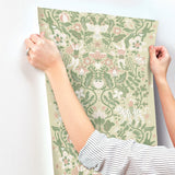 MB29026 Cirkus Light Green Wallpaper