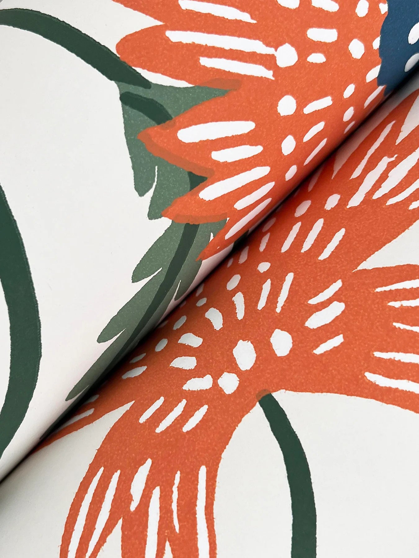 Rifle Paper Co. Aster Wallpaper - Thumbnail 4