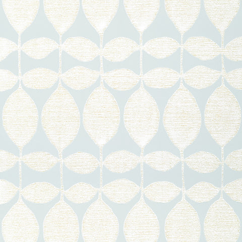T41043 Lola Pearl on Soft Blue Wallpaper