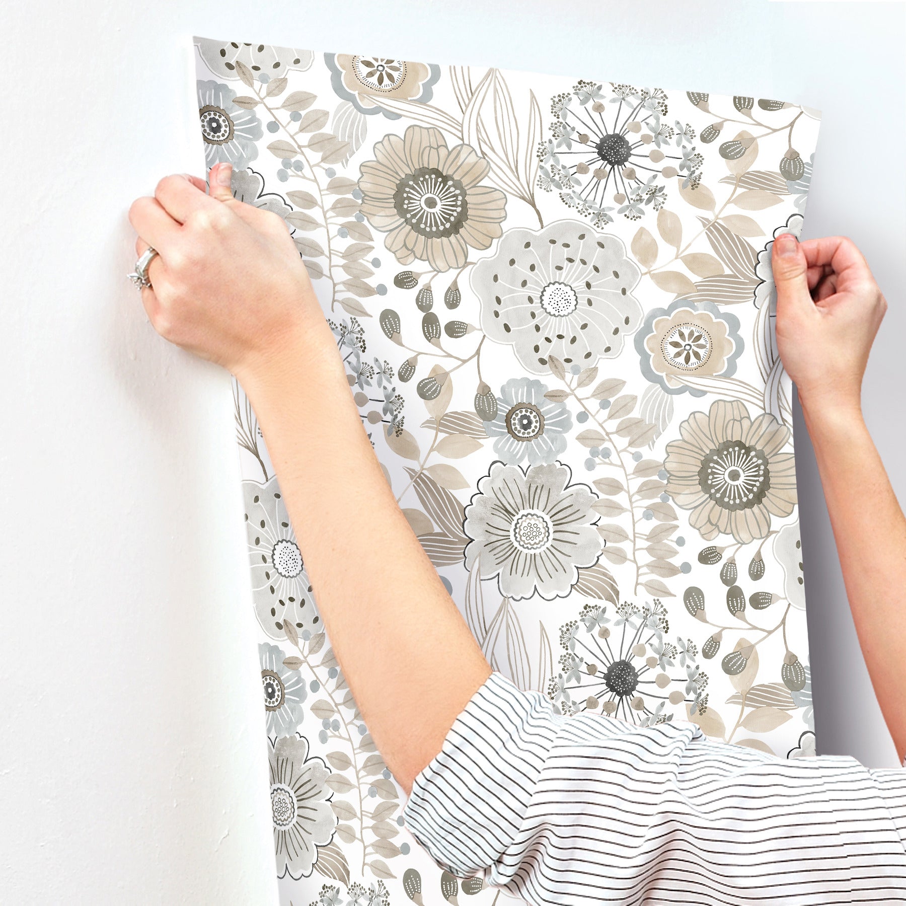 ZM2894 Artistic Bouquet Neutral Wallpaper – wallcoveringsmart