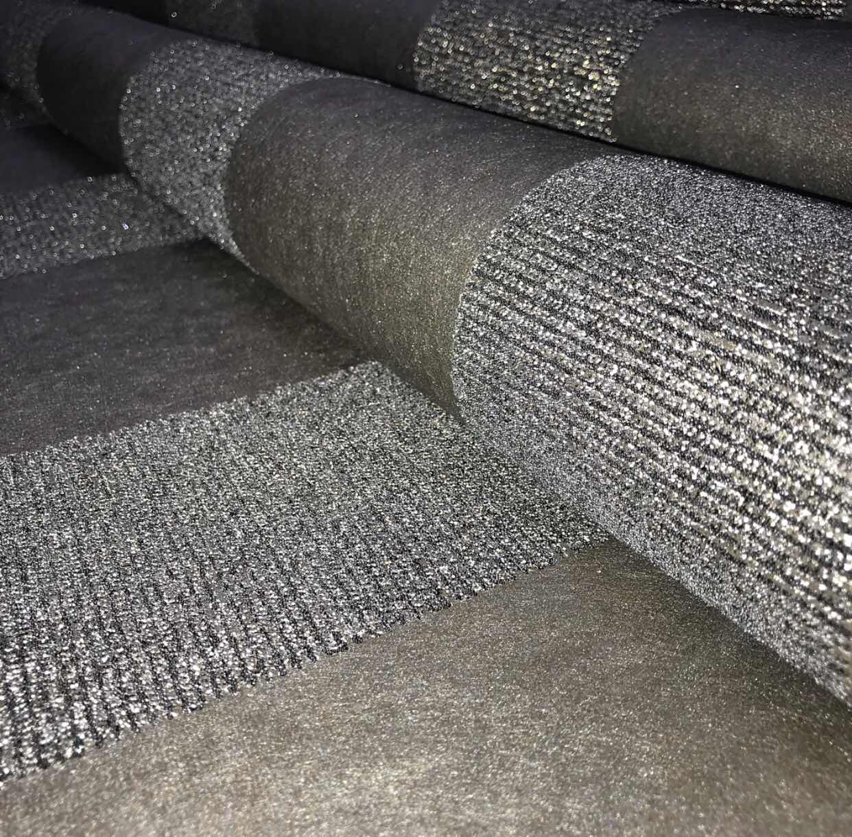 800031 Portofino Metallic Gray Brass Black Striped Glassbeads 