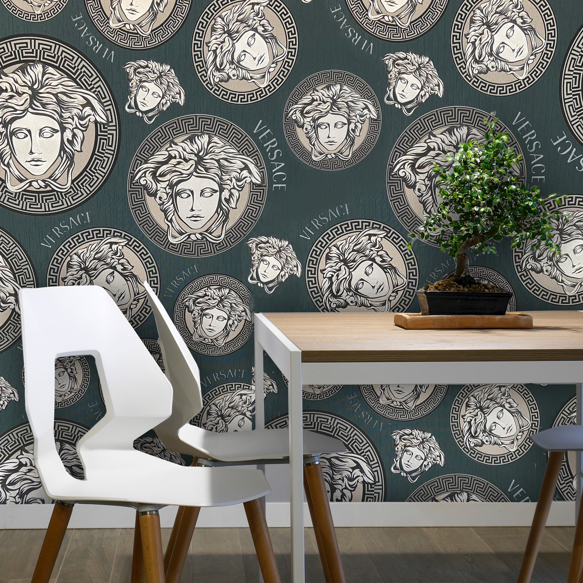 Versace announces the new Wallpaper collection. - idesignmiamiidesignmiami