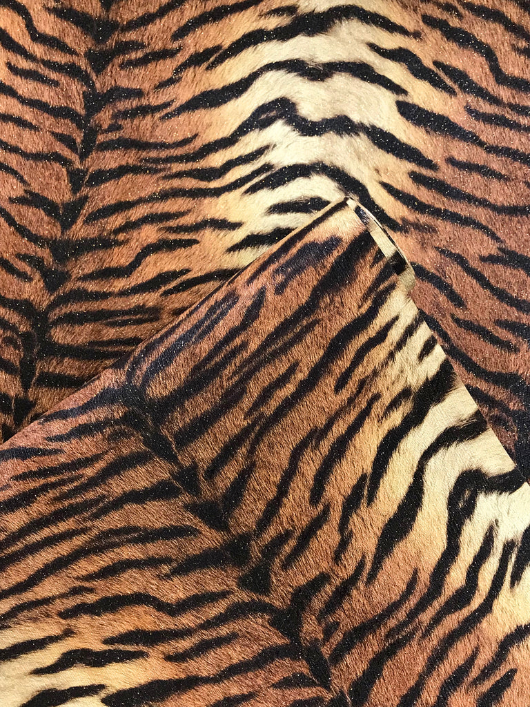 255061 Wallpaper Tiger Line faux animal fur textured modern Orange bla