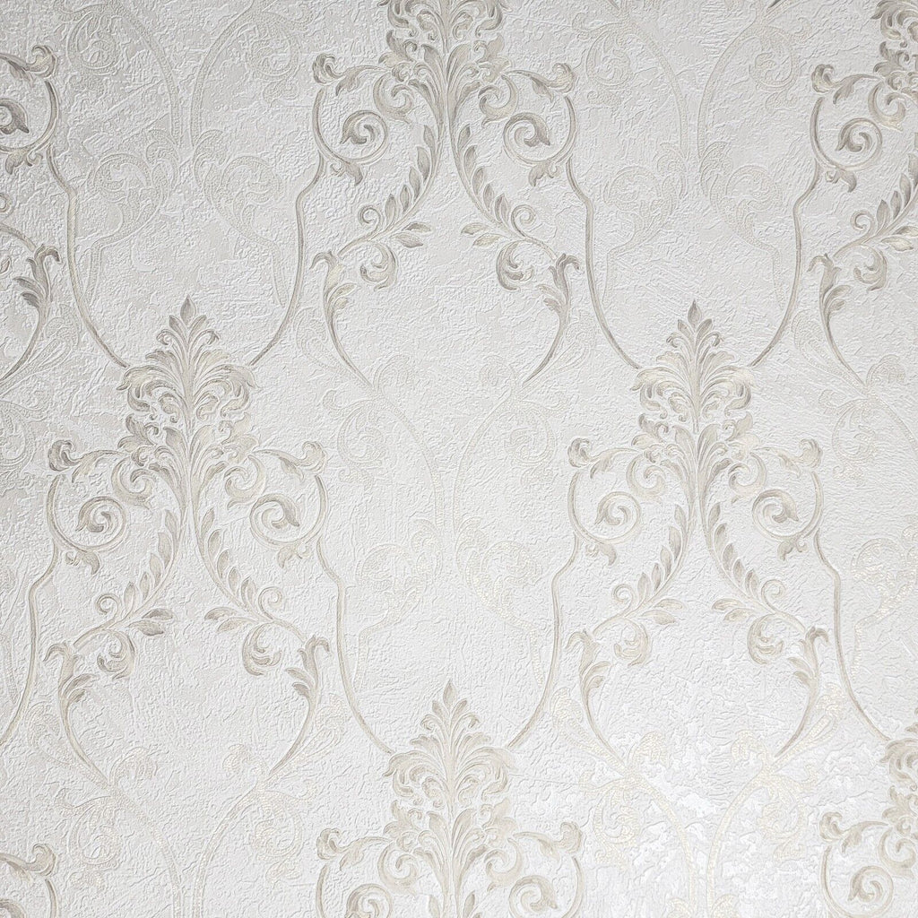 M5601 Wallpaper Ivory off white brass gold metallic Victorian damask ...