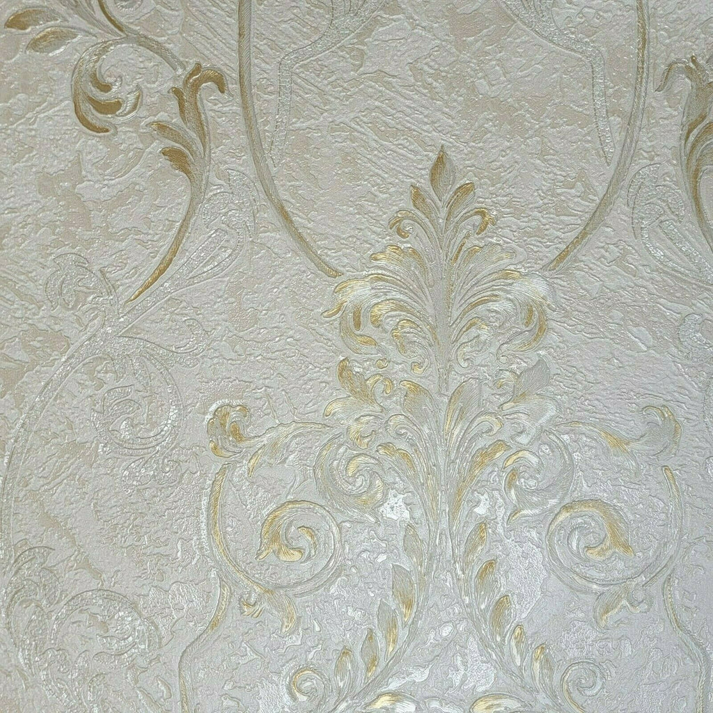 M5605 Murella Ivory off white gold metallic Victorian damask Wallpaper ...