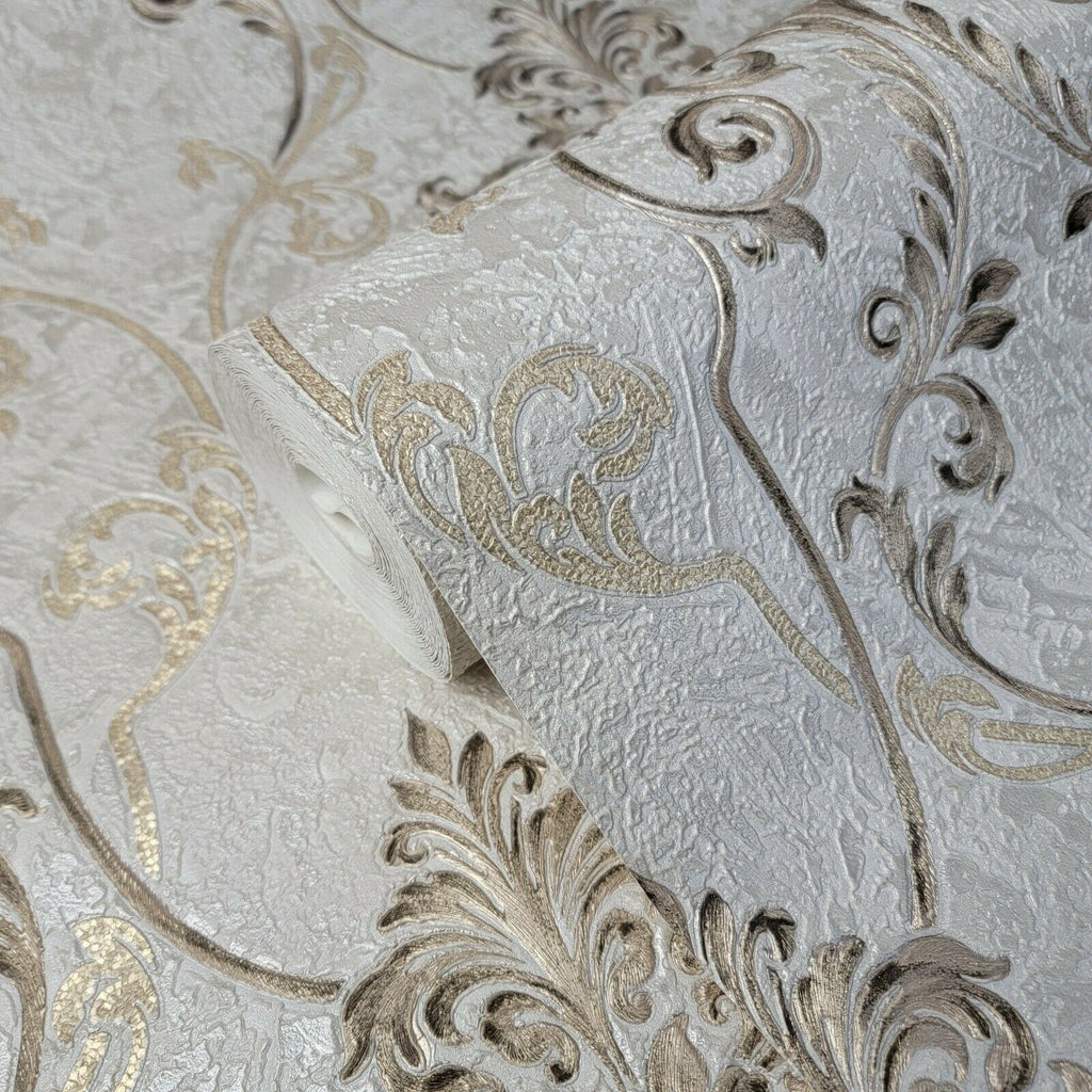 M5609 Murella Grayish off white bronze gold Victorian damask Wallpaper ...