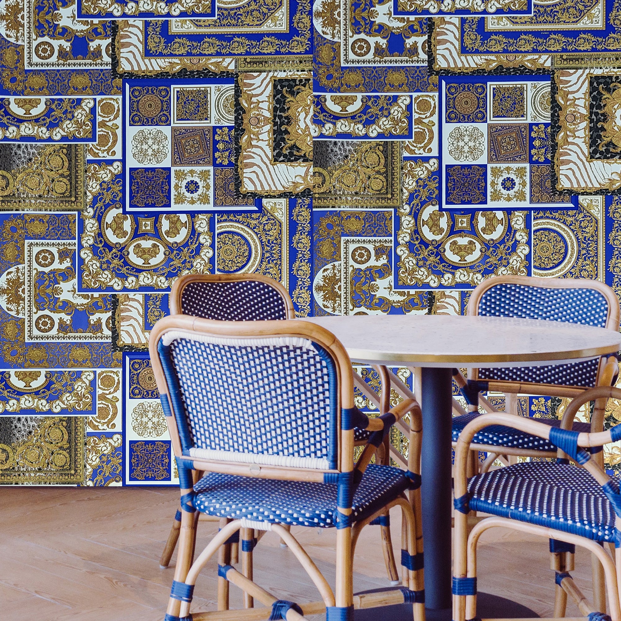 Versace Pattern Wallpaper Buy Modern Wallpaper 'Versace Flowers 2'